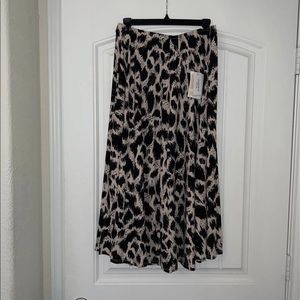 LulaRoe Jennifer high waisted skirt
